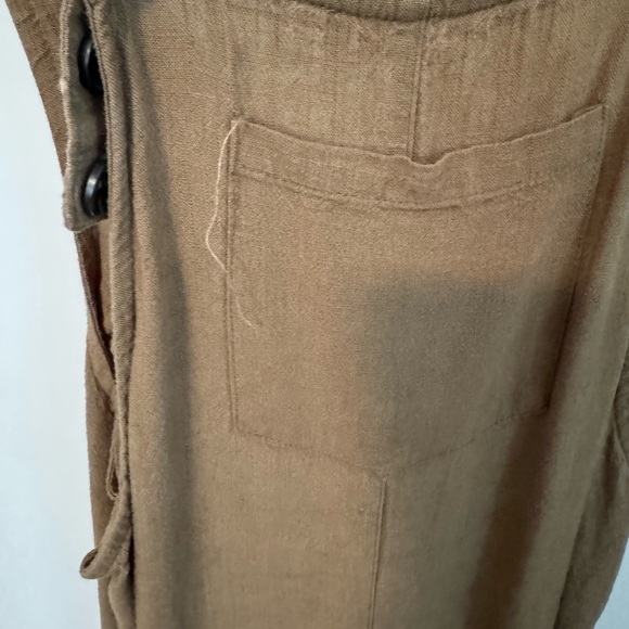 Lulus linen romper XS - Picture 5 of 7